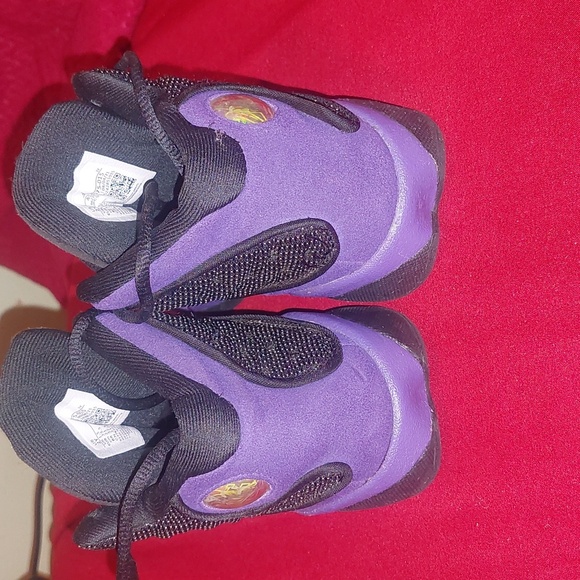 Girls Jordan shoes - Picture 3 of 6